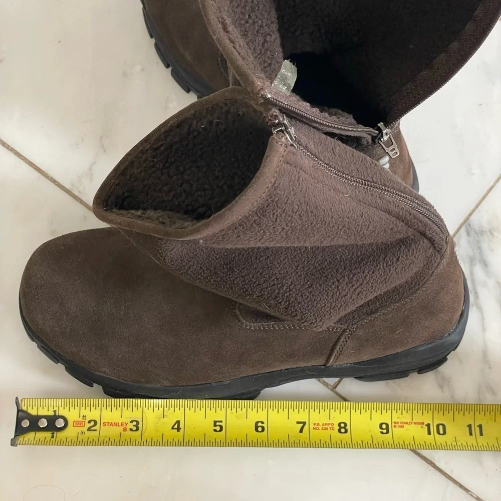 NWOT Land’s End Mens Brown Mid-calf Suede & Fleece Thick Sole Boot Size 7.5 (?)